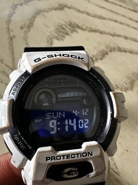 RARE CASIO G-SHOCK GWX-8900B TOUGH SOLAR G-LIDE BLACK AND WHITE MEN'S WATCH